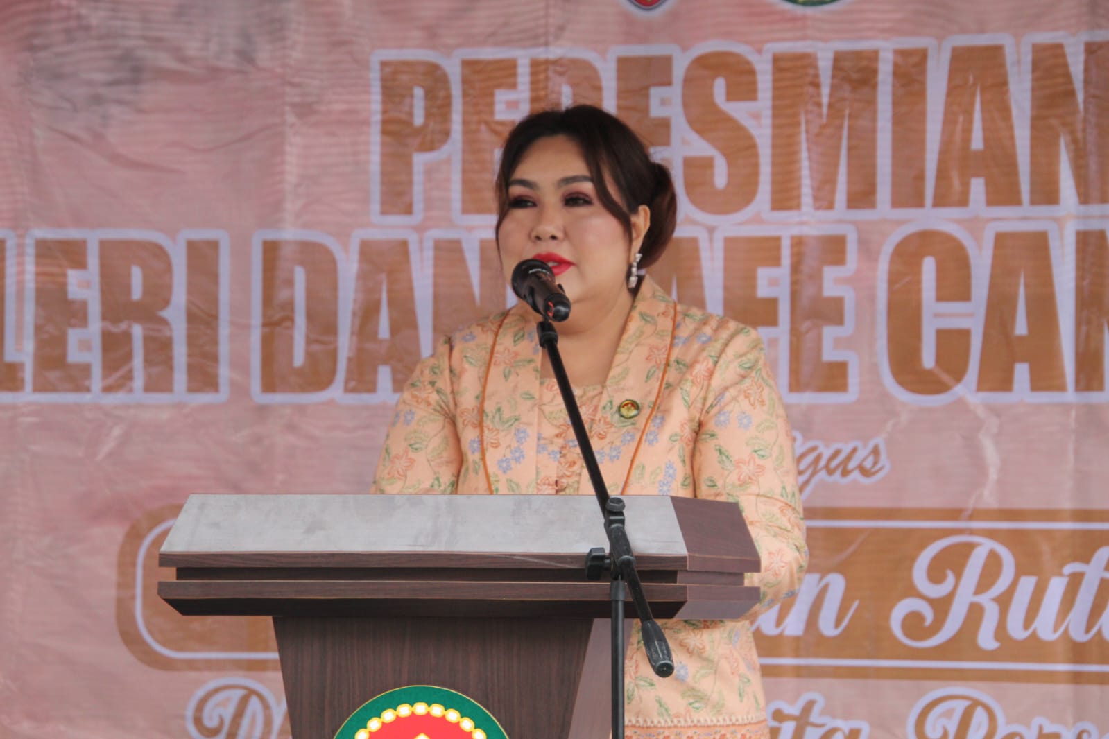 DWP Kalteng Resmikan Galeri dan Kafe Cantik, Dorong Pemberdayaan Ekonomi Anggota