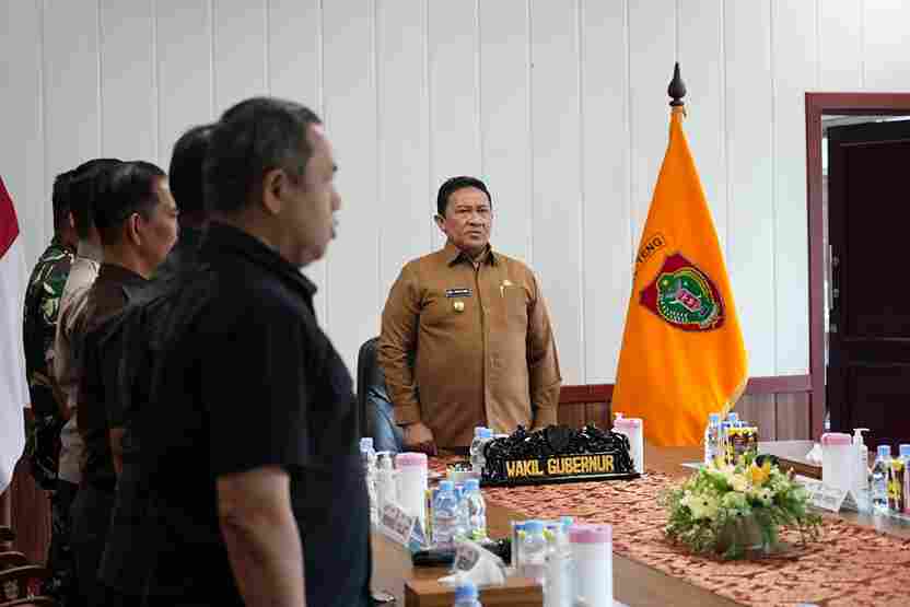 Kalaksa BPBD Prov. Kalteng Dampingi Wagub Ikuti Apel Kesiapsiagaan Secara Virtual