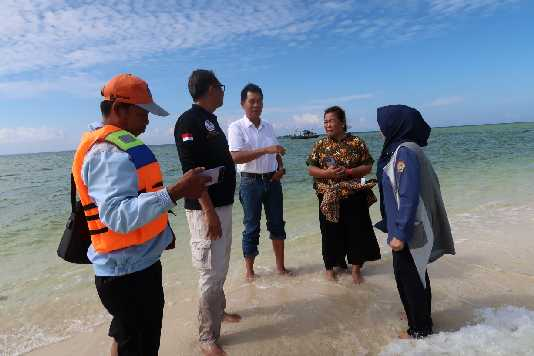 Kembangkan Wisata Bahari, Kadislutkan Prov. Kalteng Kunjungi Kawasan Konservasi di Kobar
