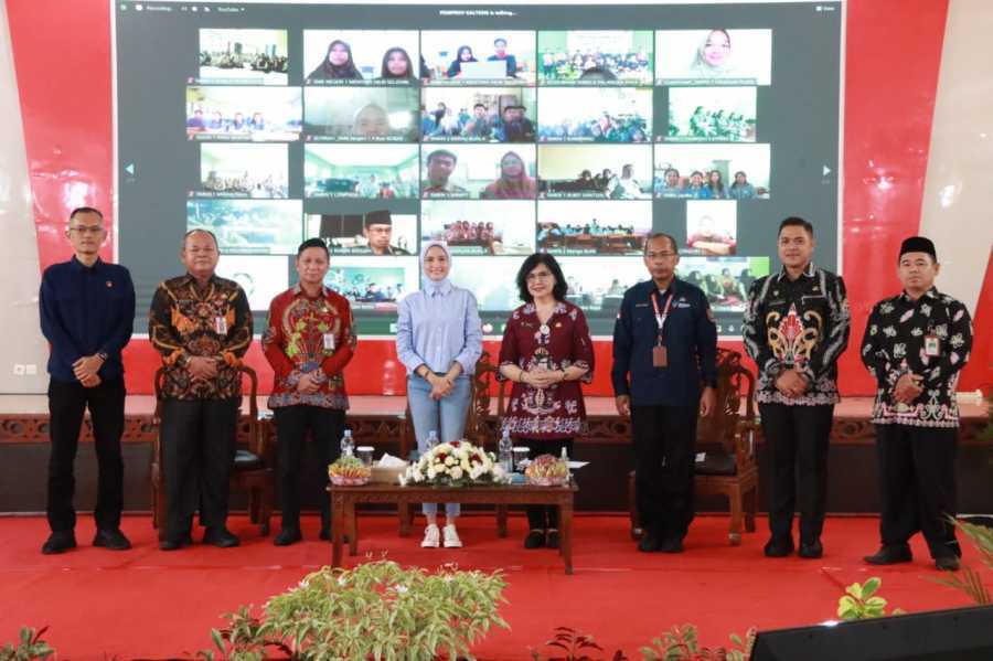 Dihadiri 450 Pelajar SMP/SMA Sederajat, DP3APPKB Gelar Sosialisasi Pencegahan Perkawinan Usia Anak dan Kekerasan Terhadap Anak di Kalimantan Tengah