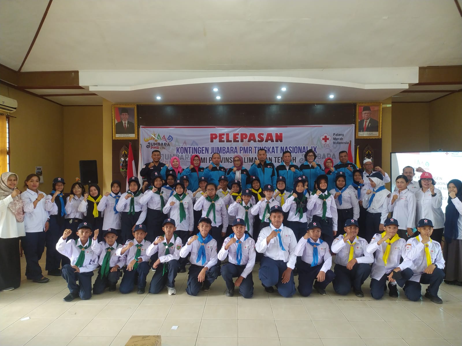 Asisten Adum Sri Suwanto Lepas Kontingen Kalteng Ikuti Kegiatan Jumbara PMR Tingkat Nasional IX di Provinsi Lampung