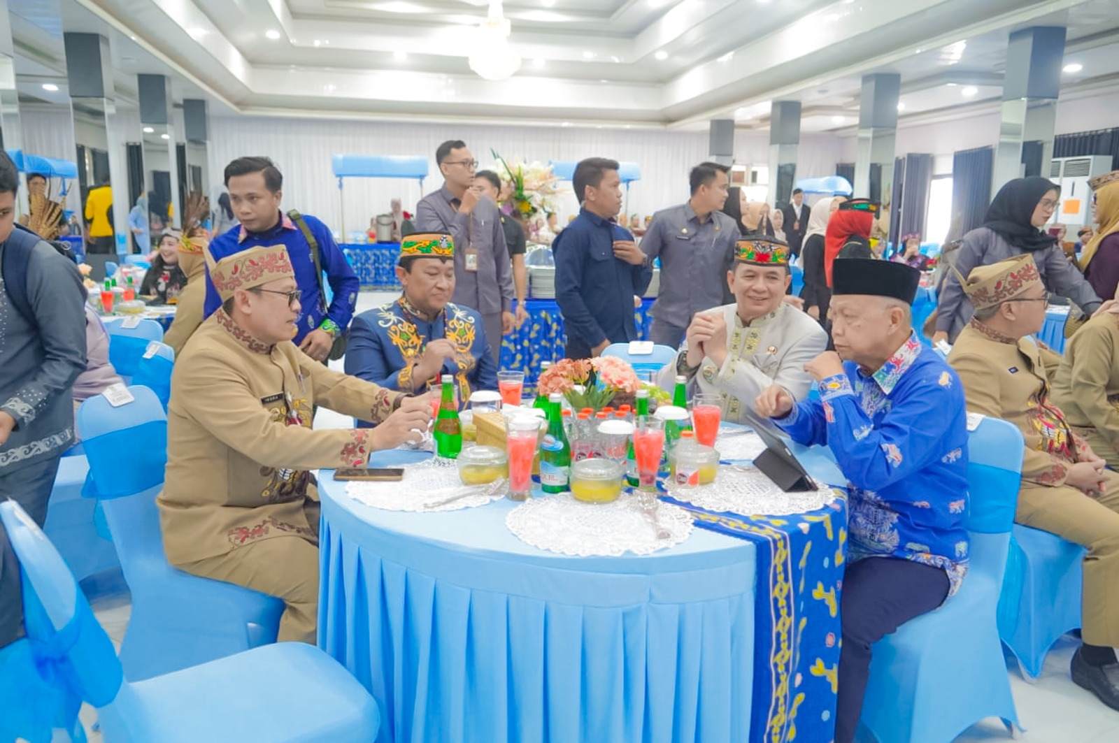 Wagub Kalteng Hadiri Ramah Tamah dan Pasar Murah Hari Jadi ke-75 Barut, Soroti Arah Pembangunan dari Desa