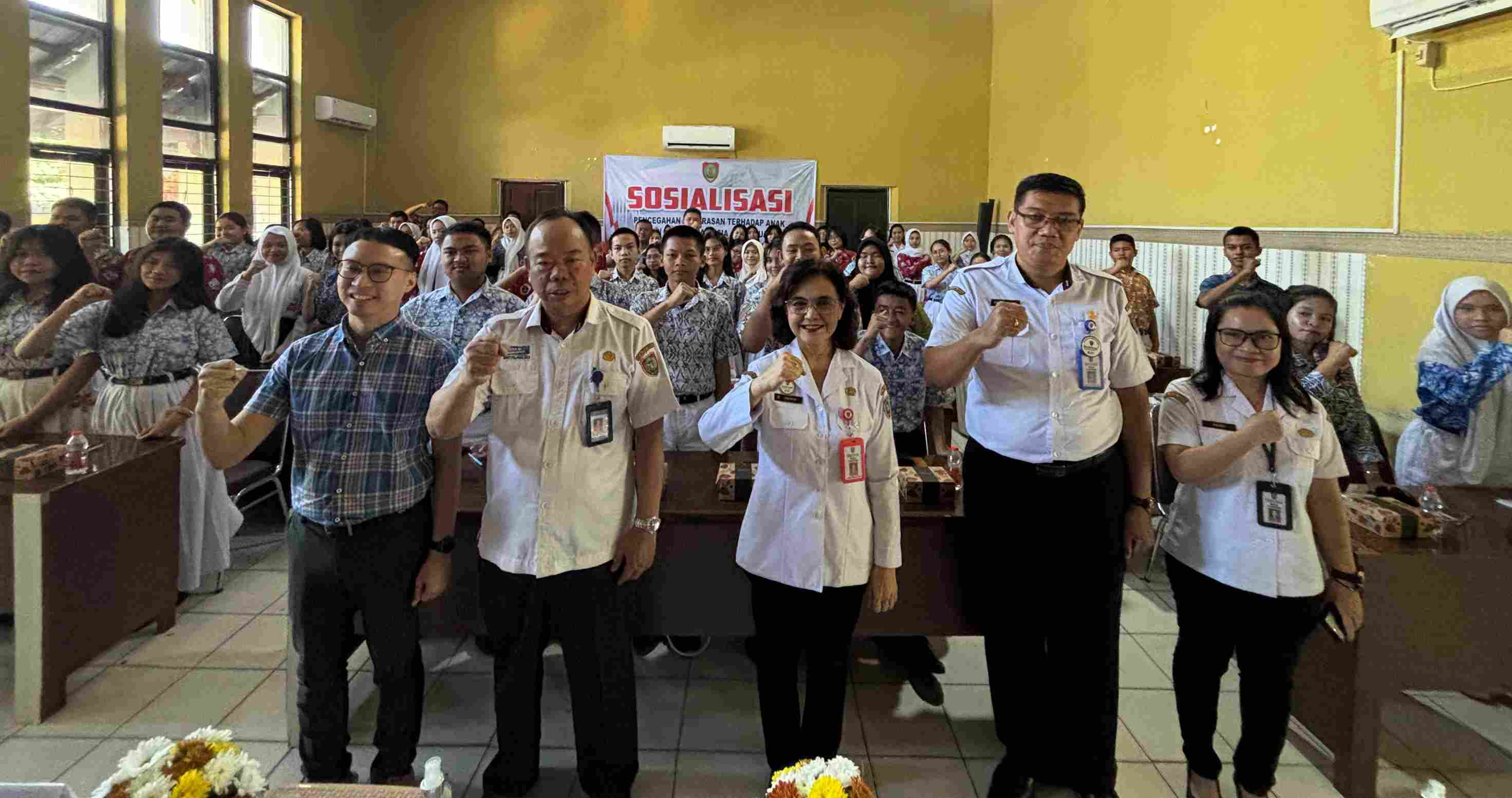 Pemprov Kalteng Gelar Sosialisasi Pencegahan Kekerasan dan Perkawinan Usia Anak di SMAN 1 Palangka Raya