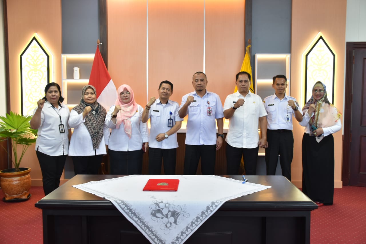 Asisten Adum Pimpin Sertijab Kabag Kerjasama pada Biro Pemerintahan OTDA Setda Kalteng