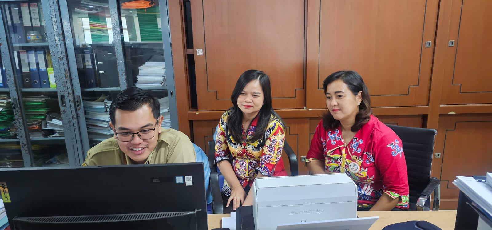 Dislutkan Prov. Kalteng Ikuti Kaji Banding Penyusunan dan Reviu LPPD ke Pemprov Jawa Timur