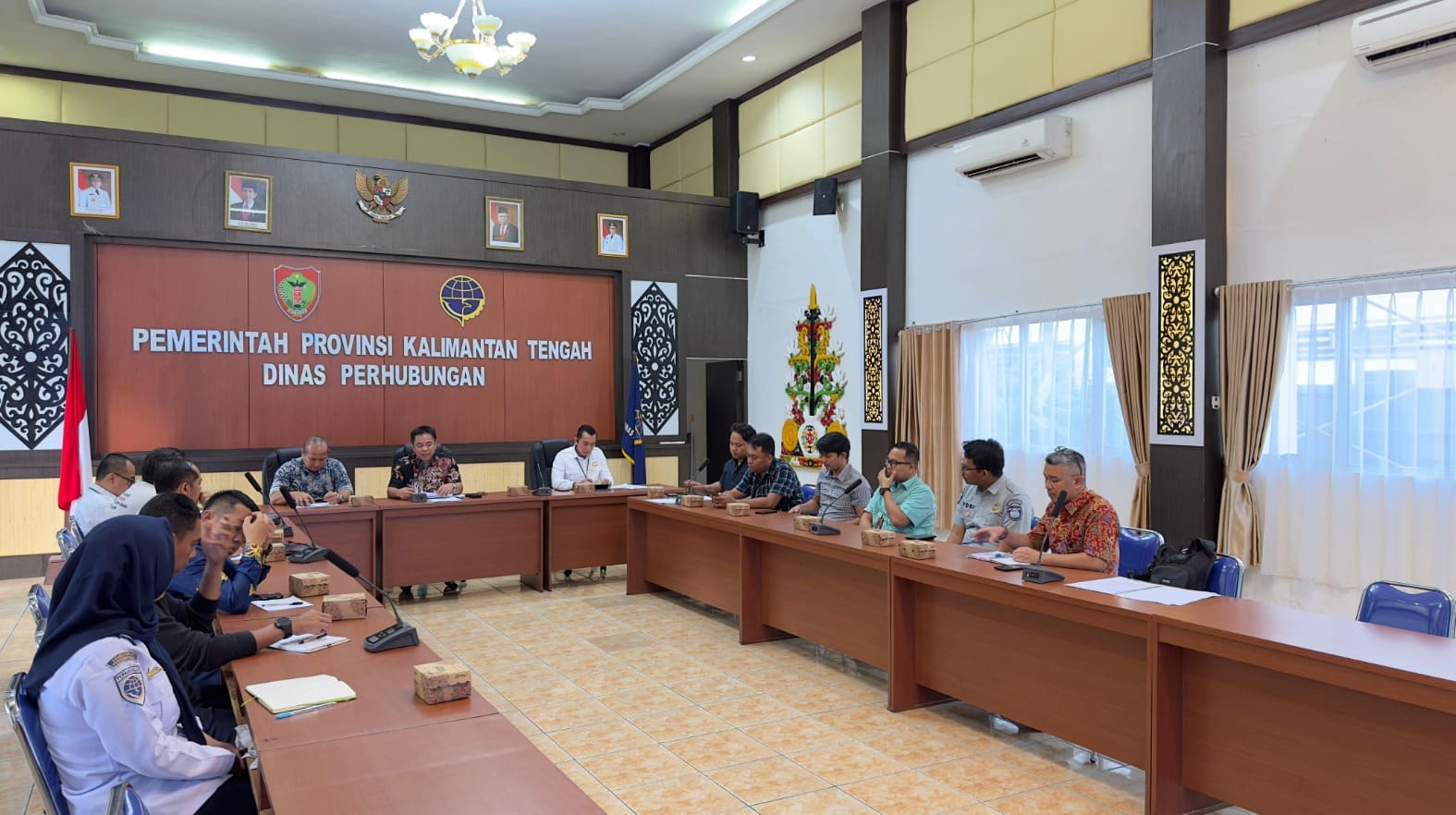 Dishub Kalteng Adakan Rapat Pembahasan Upaya Peningkatan Koordinasi dan Sinergi Antara Operator dan Regulator Angkutan Barang Umum dan Angkutan Sewa Khusus