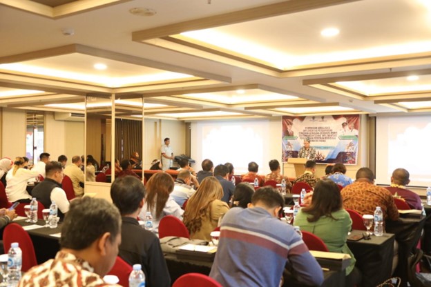 Dinas ESDM Prov. Kalteng menjadi Narasumber pada Sosialisasi dan Bimtek Implementasi Pengawasan Perizinan Berusaha Berbasis Risiko
