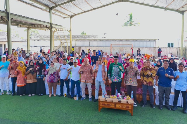 Gubernur Kalteng Apresiasi Kerukunan Keluarga Bakumpai, Tekankan Kebersamaan dan Pelestarian Budaya di Peringatan HUT RI ke-80
