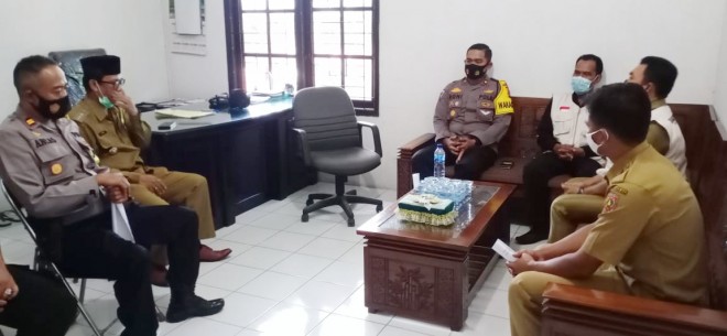 Pastikan Penyaluran Bansos Tanpa Pungli, Satgas Saber Pungli Kobar Lakukan Monev