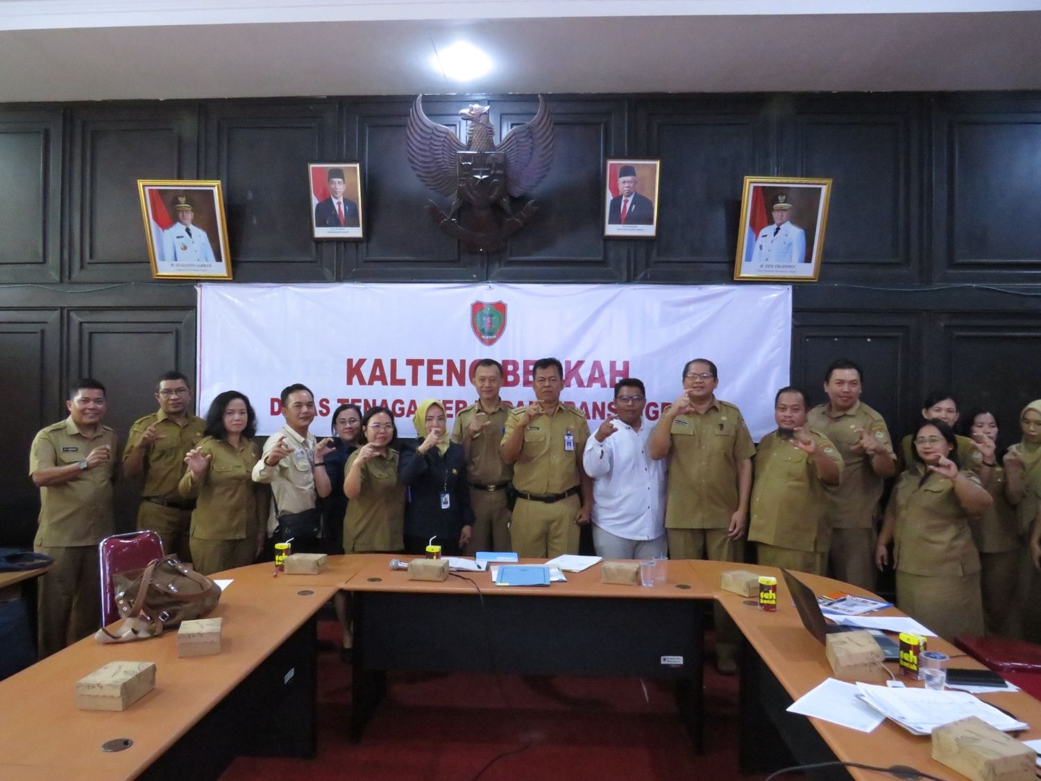 Disnakertrans Terima Visitasi Komisi Informasi Prov. Kalteng