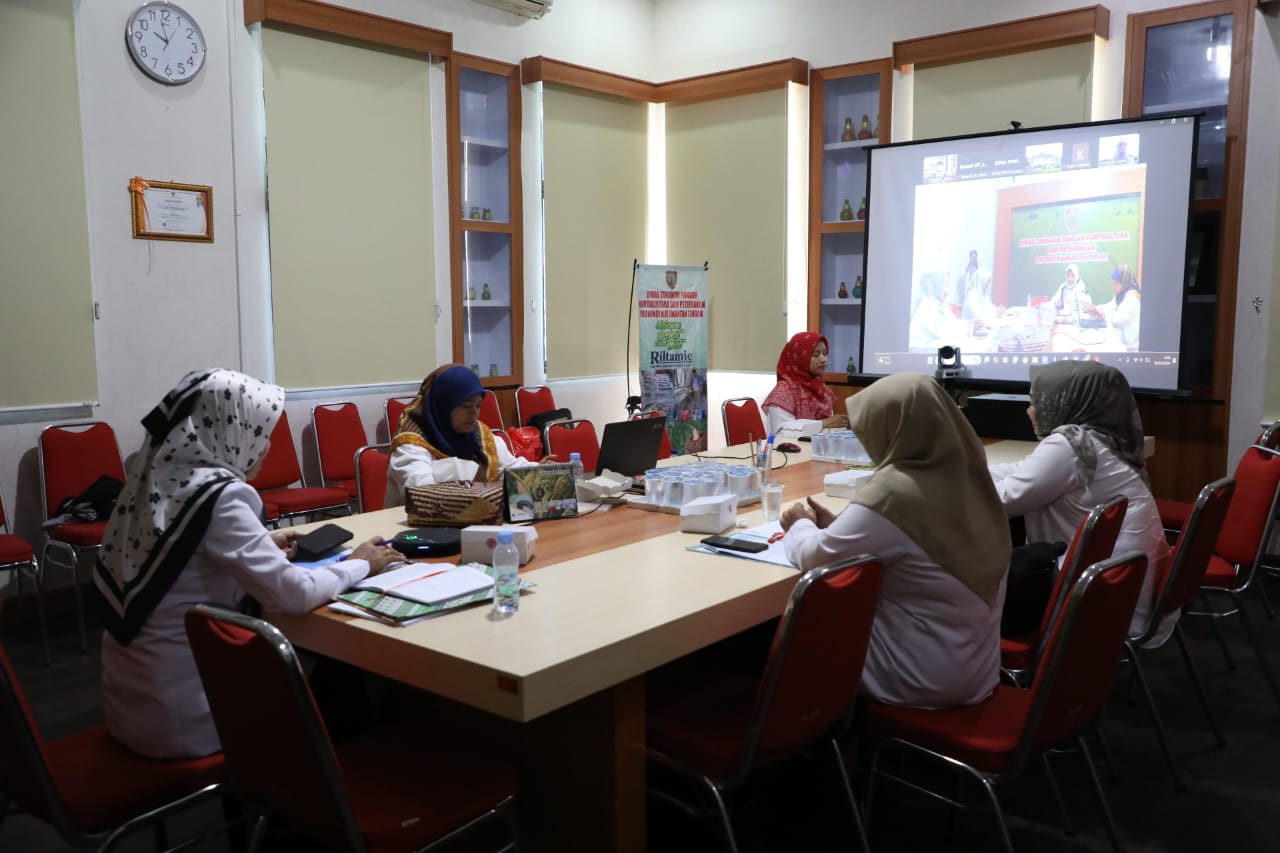 Pertemuan Virtual TPHP Kalteng dan Kontingen Jateng, Bahas Persiapan MTQ VII KORPRI Nasional 2024
