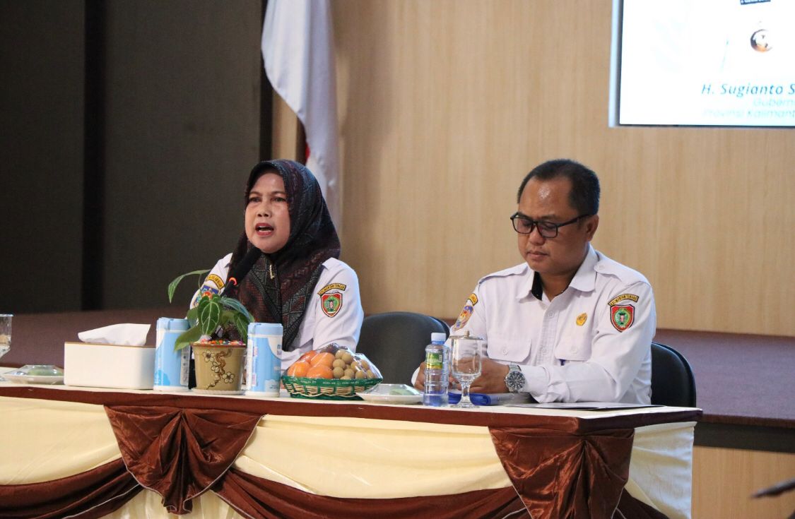 Penyerahan Purna Praja Lulusan IPDN Angkatan XXX Tahun 2023 Prov. Kalteng ke BKPSDM Kabupaten/Kota