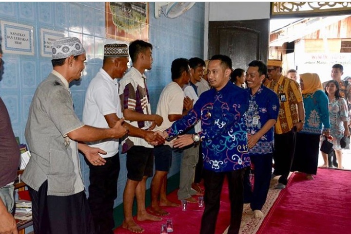 Walikota Beri Bantuan Ke Korban DBD dan Kebakaran