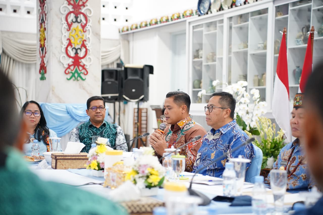 Gubernur Agustiar Sabran Kumpulkan Pimpinan Perguruan Tinggi: Mantapkan Program Satu Rumah Satu Sarjana, Prioritaskan Anak Desa dan Daerah Terpencil