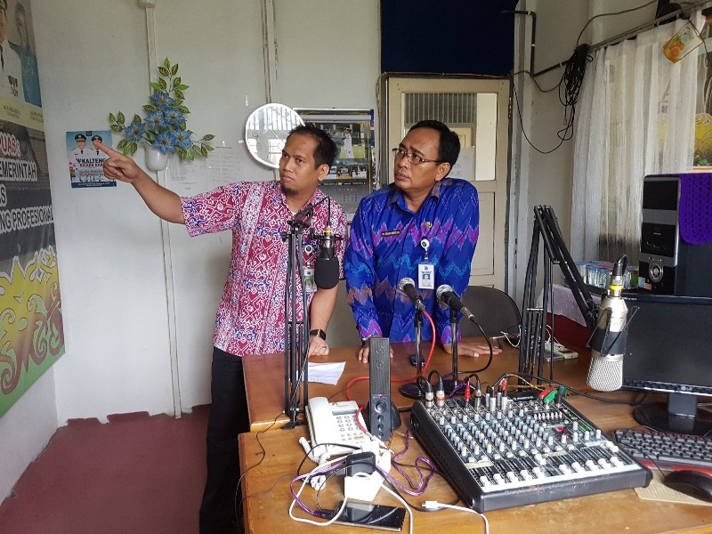 Kominfo Rehab Ruang Siar RSPD Kapuas