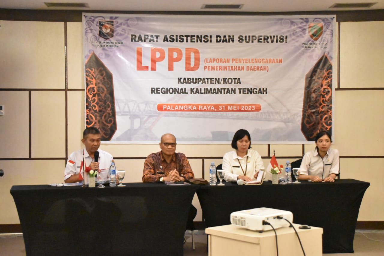 Kabiro Pemerintahan Otda Akhmad Husain Pimpin Rapat Asistensi dan Supervisi LPPD Kabupaten/Kota Regional Kalteng