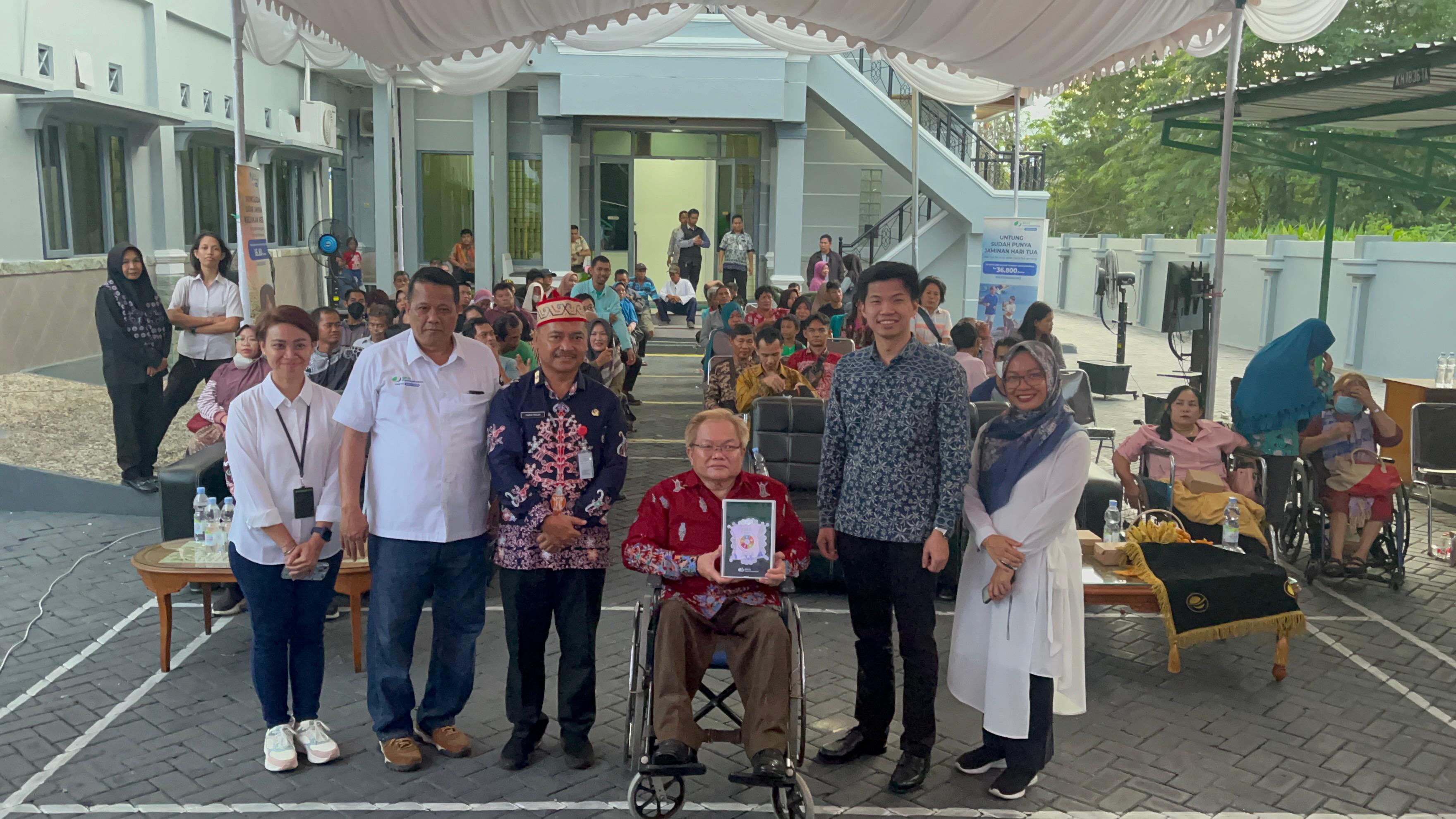 Disnakertrans Prov. Kalteng dan BPJS Ketenagakerjaan Sosialisasikan Program Jamsostek ke Penyandang Disabilitas