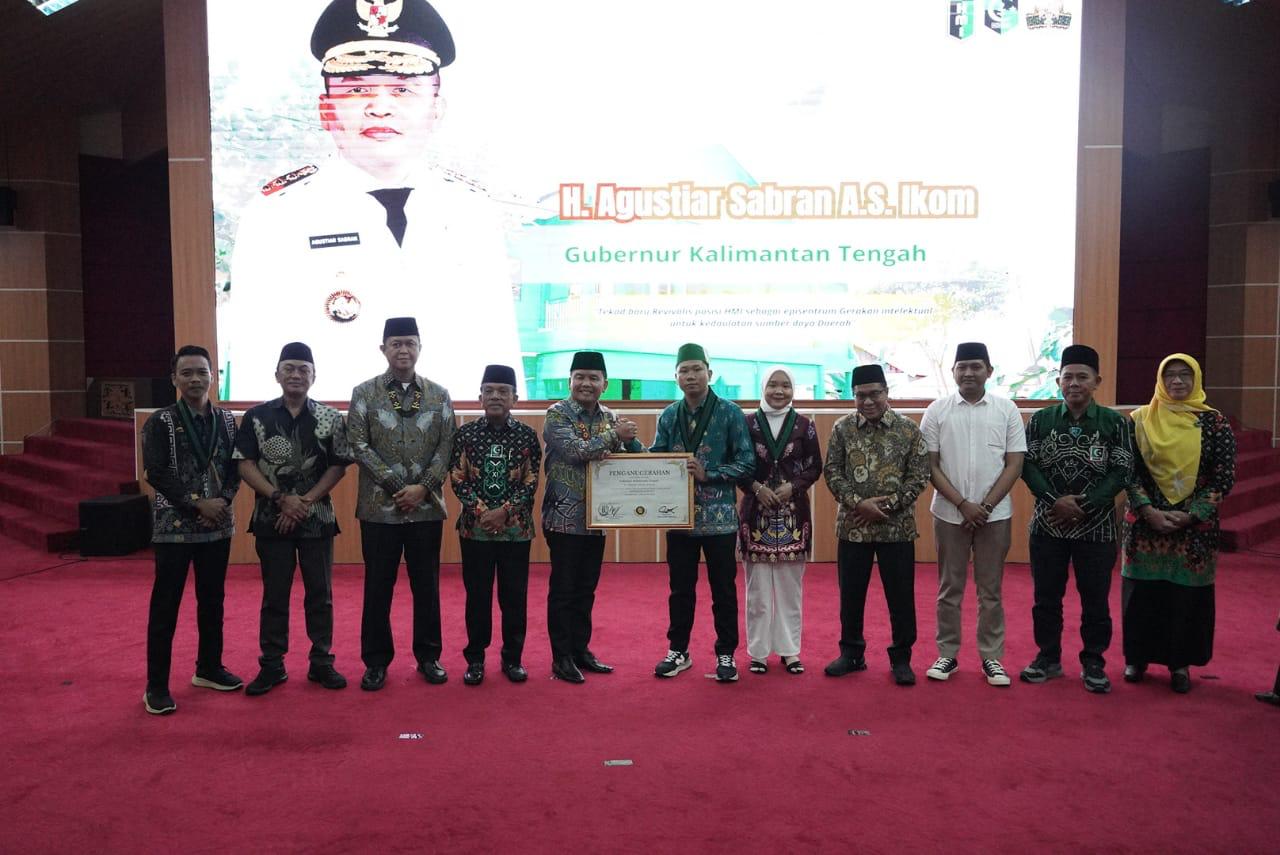 Hadiri Pelantikan Pengurus HMI Palangka Raya, Gubernur Apresiasi Visi Baru