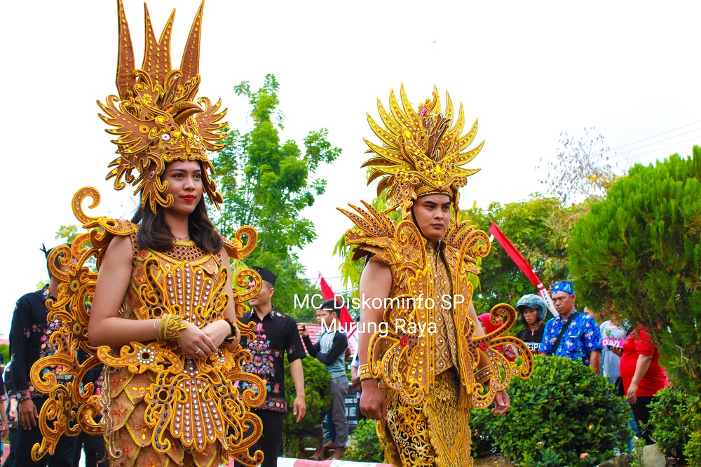 Bupati Mura Lepas Peserta Karnaval Budaya Festival Tira Tangka Balang Tahun 2019