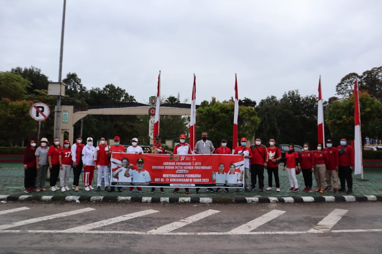 Tumbuhkan Rasa Nasionalisme, Pemkab Katingan Ajak Masyarakat  Kibarkan Bendera Merah Putih