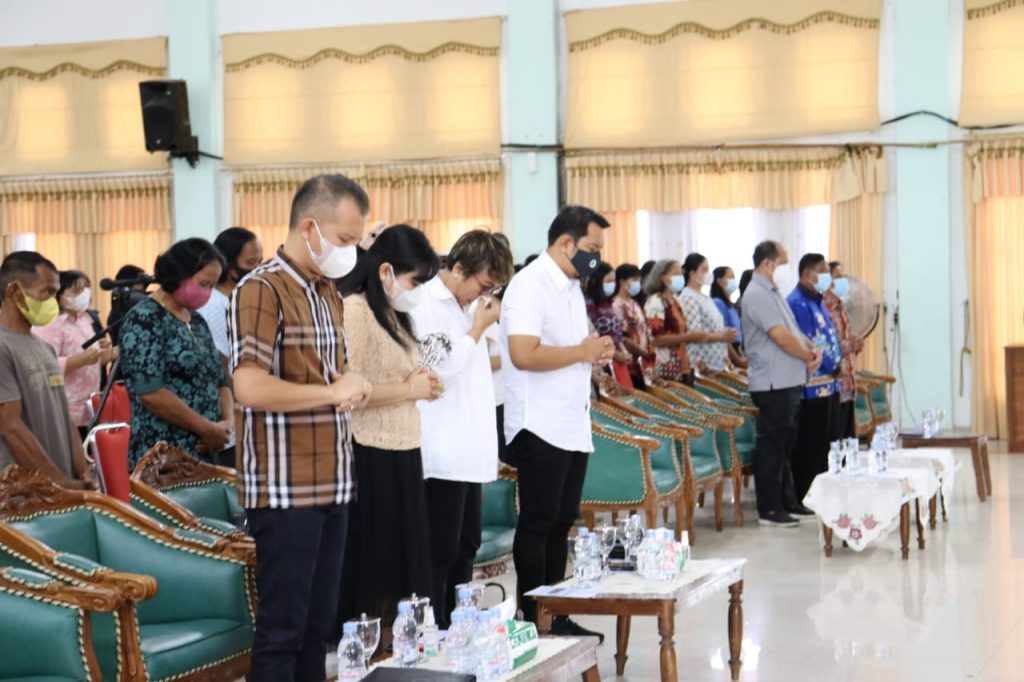 Pemkab Gumas Gelar Ibadah Pembinaan Rohani Kristen bagi ASN
