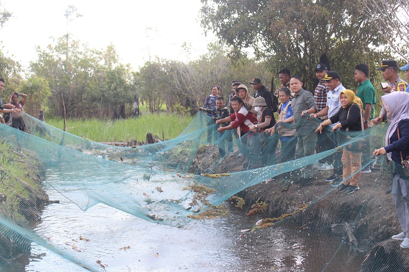 Pj. Bupati Barsel Apresiasi Kerjasama FAO melalui Proyek IFish dengan Pemerintah Desa Batilap