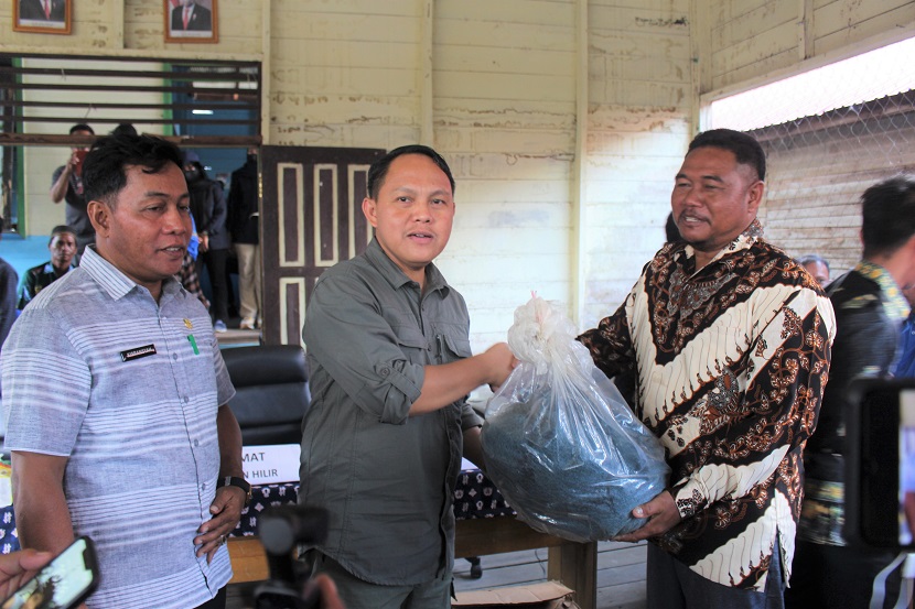 Pj. Bupati Barsel Apresiasi Kerjasama FAO melalui Proyek IFish dengan Pemerintah Desa Batilap