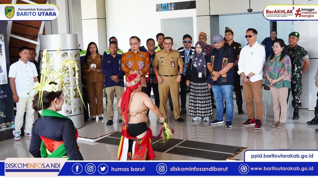 Pj. Bupati Barito Utara Sambut Ketua KPU RI di Bandara Haji Muhammad Sidik