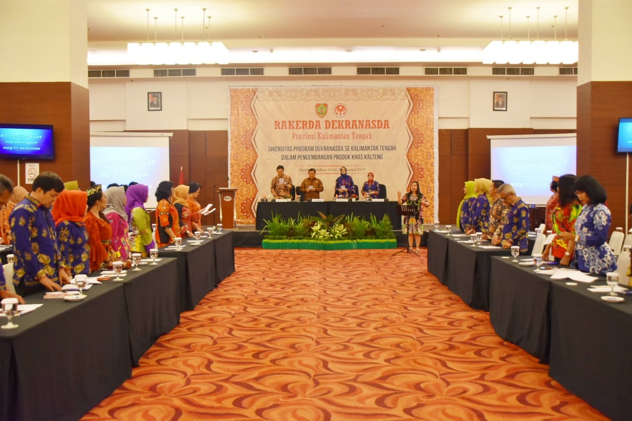 Gubernur Kalteng Sampaikan Kerajinan Khas Kalteng Mendapat Sambutan Yang Baik di Masyarakat, Baik Lokal Maupun di Provinsi Luar Kalteng