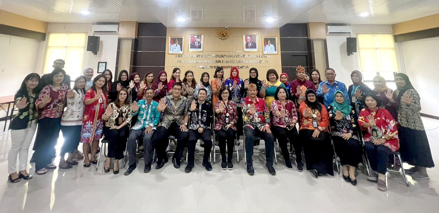 Kepala Dinas P3APPKB Pimpin Sertijab di Lingkungan Dinas P3APPKB Prov. Kalteng